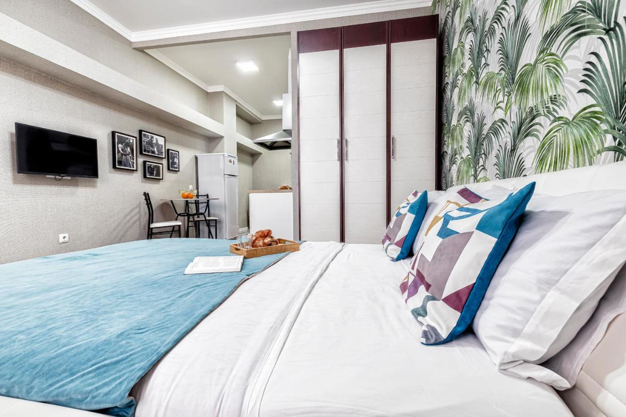Cosy flat in the city center Астана Экстерьер фото